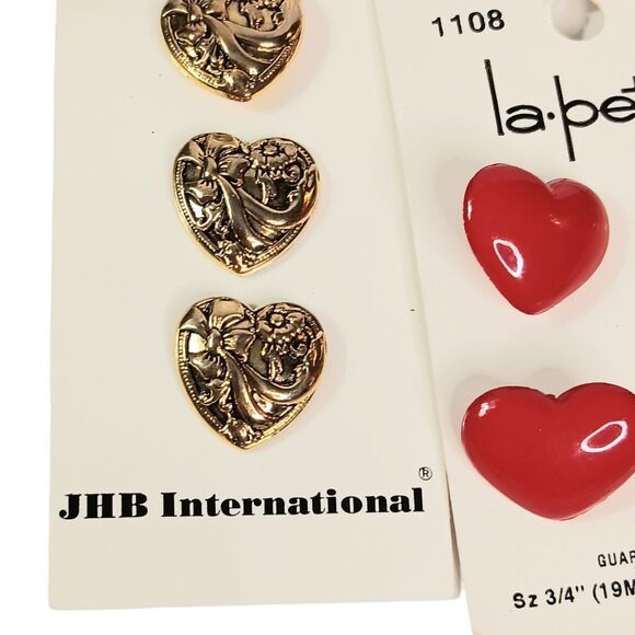 Vintage Heart Buttons Lot Of 8 Cards Red Silver Gold La Petite Streamline JHB - Picture 6 of 6